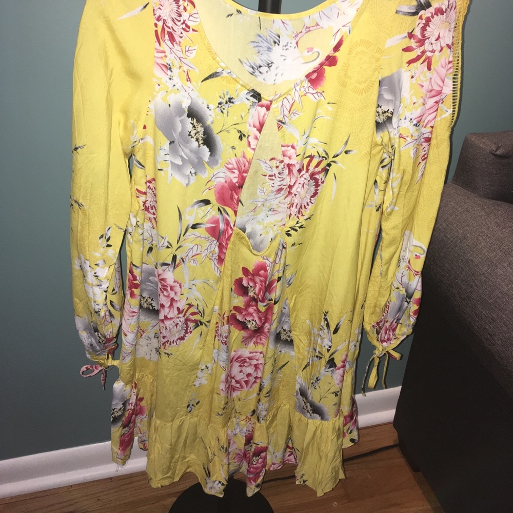 Mini dress